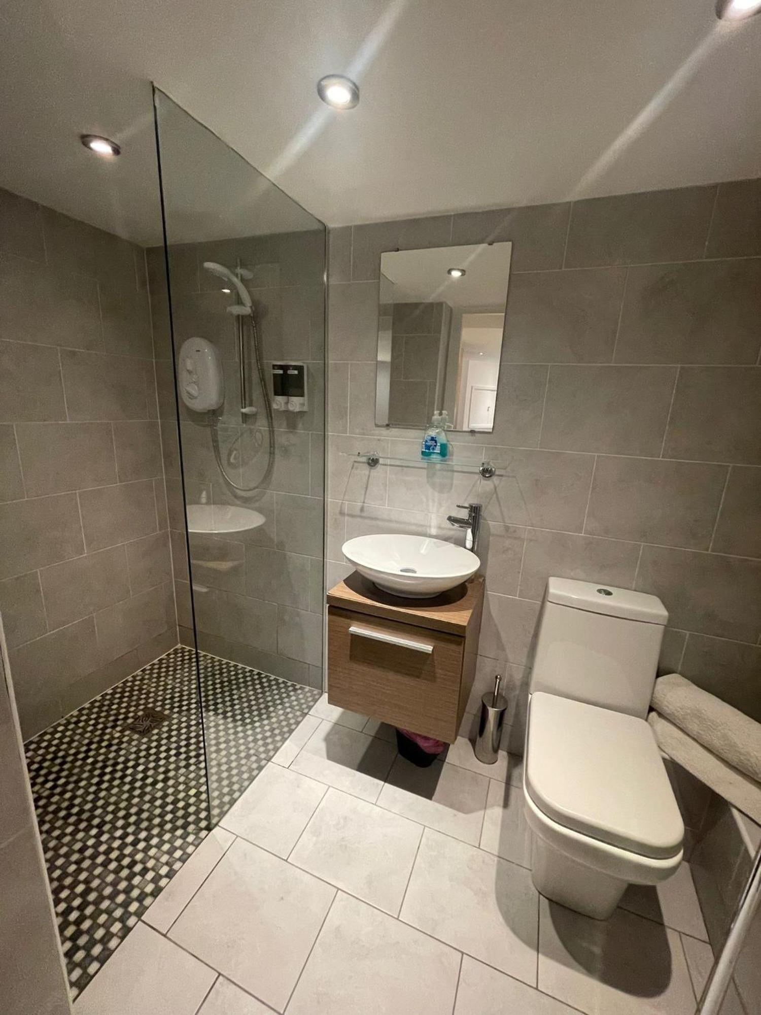 Spacious Central 2Bed Apartment Wilmslow Exteriör bild