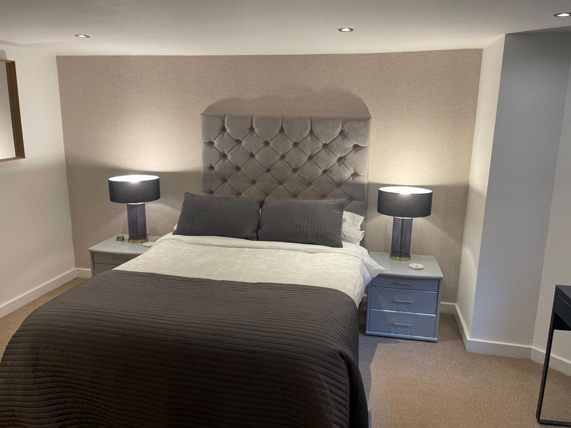 Spacious Central 2Bed Apartment Wilmslow Exteriör bild