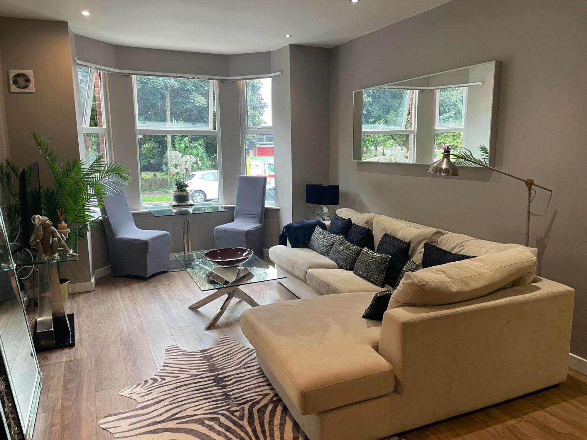 Spacious Central 2Bed Apartment Wilmslow Exteriör bild